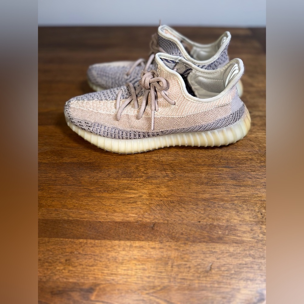 Yeezy x Adidas Boost 350 V2 Ash‎ Pearl Multicolor Knit Fabric Sneakers